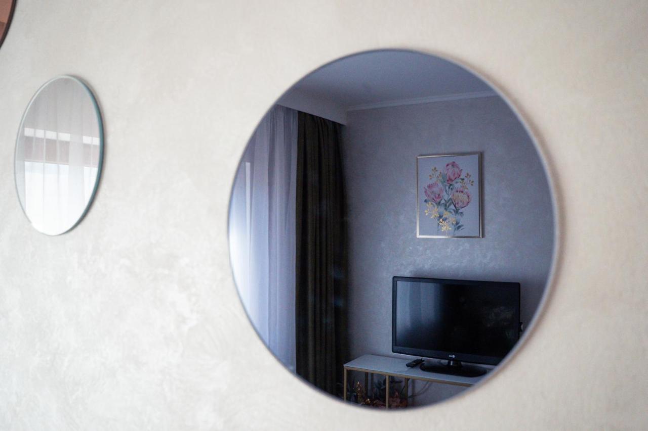 Apartament Milcov Gura Humorului Buitenkant foto